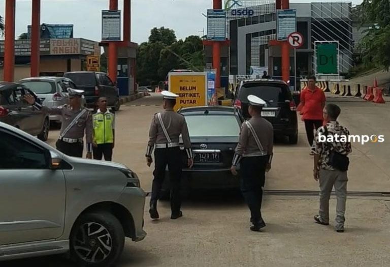Antisipasi Kemacetan, Satlantas Polresta Barelang Siaga di Pelabuhan RoRo Telaga Punggur