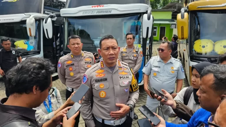 Kecelakaan Tunggal di Situbondo, Bendahara Partai Demokrat Tewas