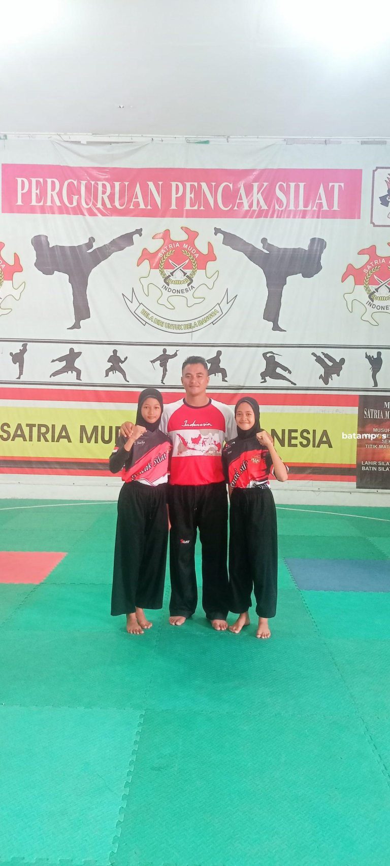 Dua Atlit Pelajar Asal Perguruan Silat SMI Kabupaten Lingga Laksanakan Pemusatan Latihan Untuk Berlaga Diajang POPNAS 2025