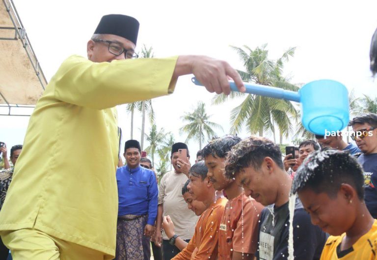 Tradisi Balimau Kasai Warga Kampar Sambut Ramadan