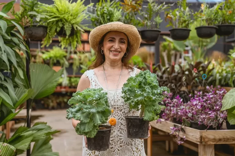 Kurangi Risiko Demensia, Berkebun Cocok untuk Kegiatan di Masa Pensiun