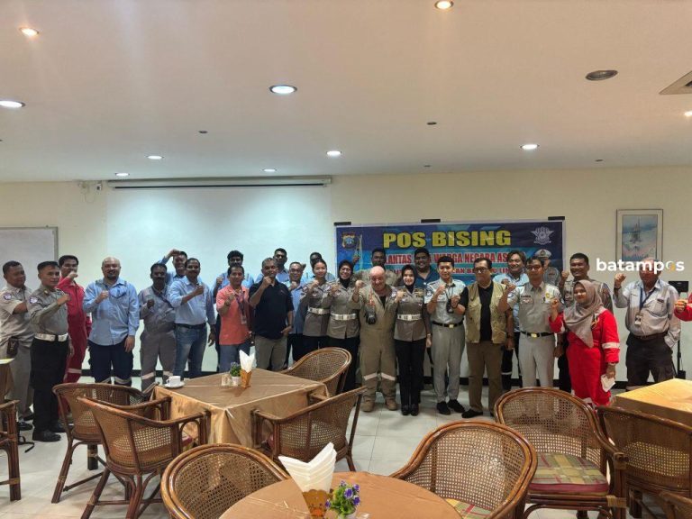 Ditlantas Polda Kepri Berikan Penyuluhan Berlalu Lintas ke WNA di McDermott