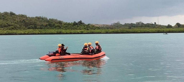 Pengendara Sepeda Motor Terjun dari Jembatan IV Barelang, Masih dalam Pencarian
