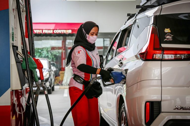 Bantah Isu Pengoplosan BBM, Pertamina Pastikan Pertamax RON 92