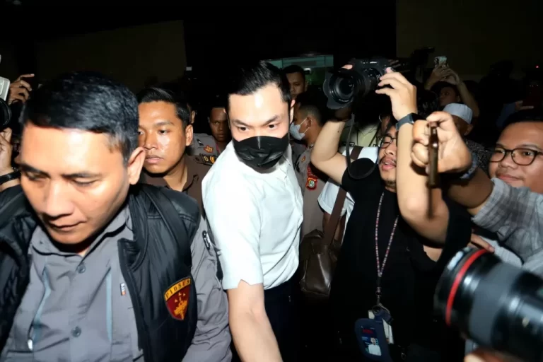 Komisi III DPR Sebut Tamparan Bagi Kejaksaan Usai Hukuman Harvey Moeis Diperberat jadi 20 Tahun