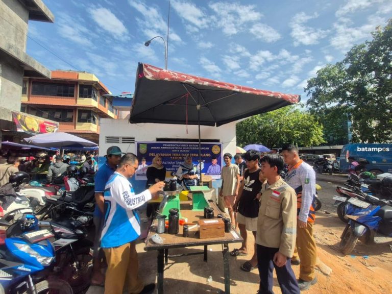 Minimalisir Kecurangan, Disperindag Tera Ulang Timbangan Pasar di Batam