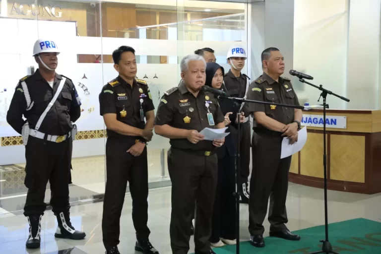 Oplos Pertalite dengan Pertamax di Depo, Modus Dirut Anak Perusahaan Pertamina Rugikan Negara Rp 193,7 Triliun