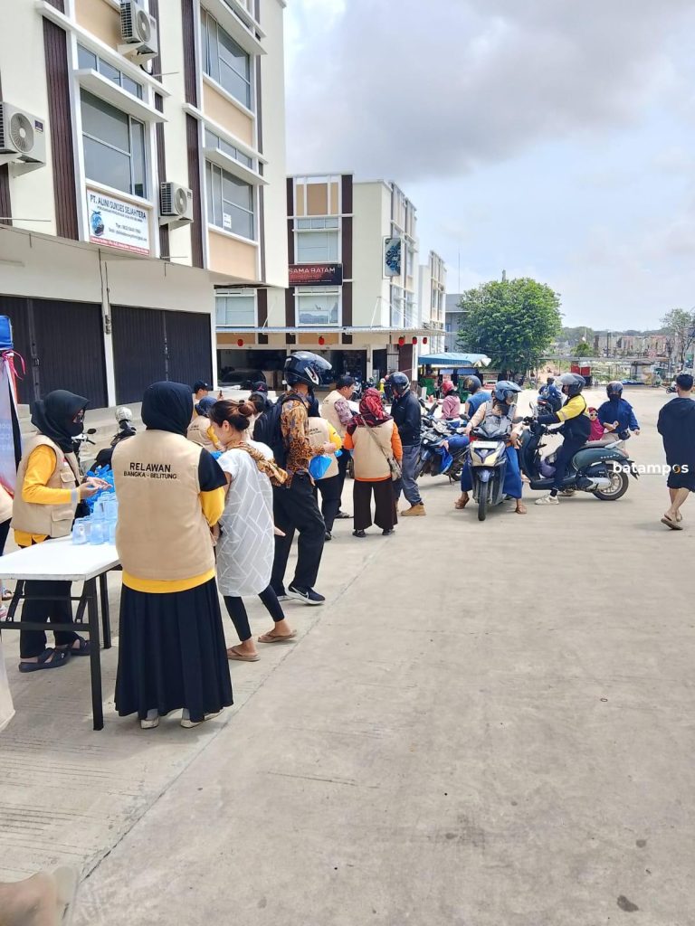 Sambut Ramadan, Ikamba Batam Bagikan Makan Siang Gratis ke Masyarakat