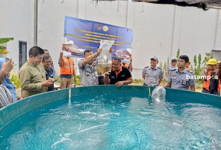 Warga Binaan Lapas Batam Kembangkan Budidaya Ikan dengan Teknik Bioflok