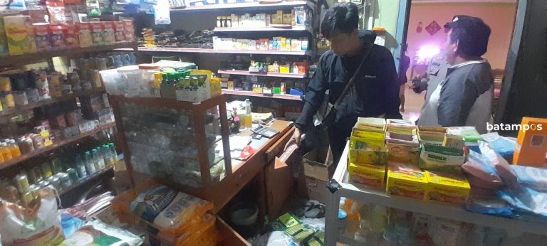 Aksi Pencurian di Bintan Terekam Cctv, Pencuri Gasak Lima Slop Rokok