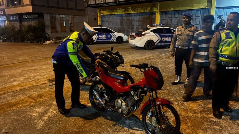 Sisir Tempat Tongkrongan Remaja di Batam, Polisi Tindak 25 Unit Motor Gunakan Knalpot Brong