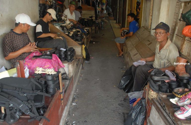 Keunikan Lorong Sepatu yang Melegenda di Kota Lama, Jejak Legendaris Tukang Sol Sepatu dan Pejuang Ekonomi di Tanjungpinang