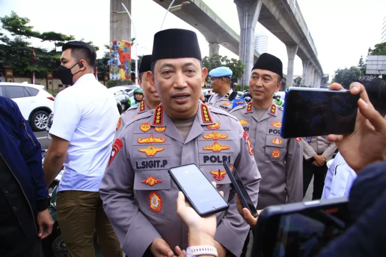 Usut Teror Kepala Babi dan Bangkai Tikus yang Menyasar Jurnalis Tempo, Kapolri Listyo Sigit Perintahkan Kabareskrim