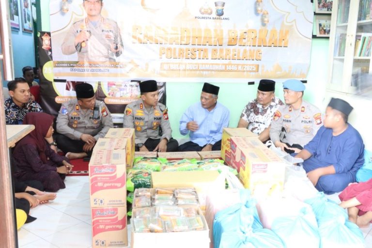 Tingkatkan Solidaritas dan Kepedulian Sosial, Polresta Barelang Berbagi di Panti Asuhan Daarul Aitam Batam