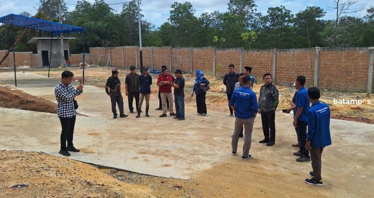 Bau Tidak Sedap dan Banyak Lalat, Warga Bintan Minta Kompensasi dari Japfa