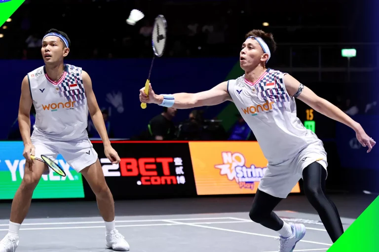 Duel Ketat Lawan Wakil Tiongkok, Fajar/Rian Amankan Tiket 16 Besar All England 2025