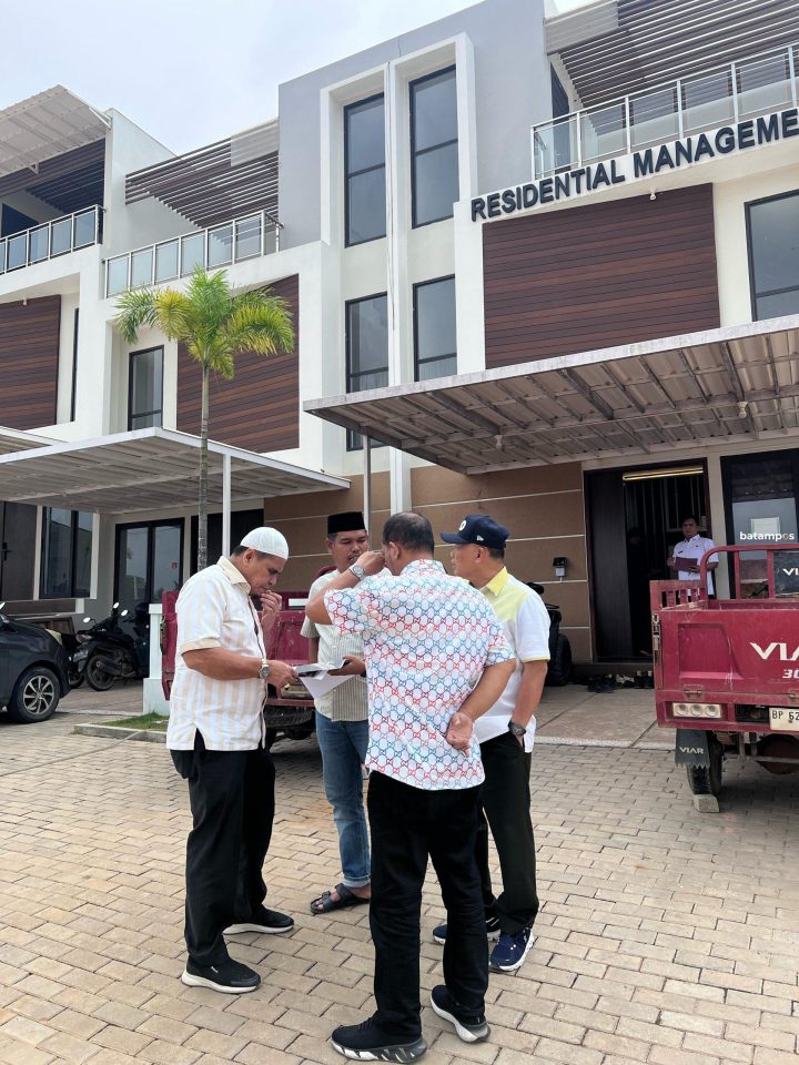 DPRD Batam Sidak Central Hills, Soroti Pembangunan Rumah Ibadah yang Terbengkalai