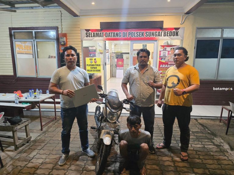 Polsek Seibeduk Tangkap Pelaku Pencurian di Perumahan Bukit Kemuning