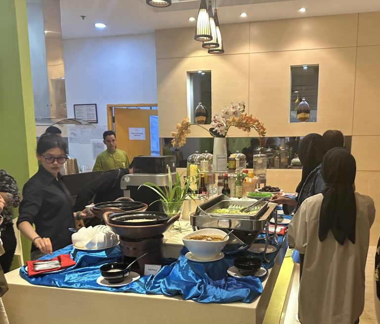Zest Harbour Bay Hadirkan Ramadan Iftar Buffet, Tersedia 70 Jenis Menu