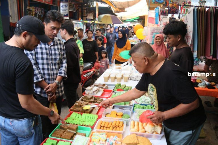 Berburu Kue Tradisional Di Bazar Ramadan Batam