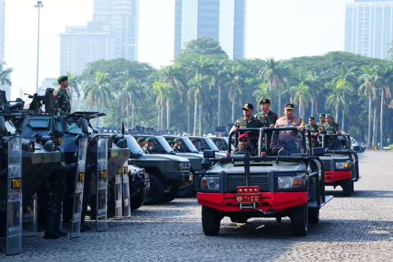 Koalisi Masyarakat Sipil Khawatir Hidupkan Lagi Dwifungsi (ABRI), Tuntut DPR Hentikan Pembahasan Revisi UU TNI