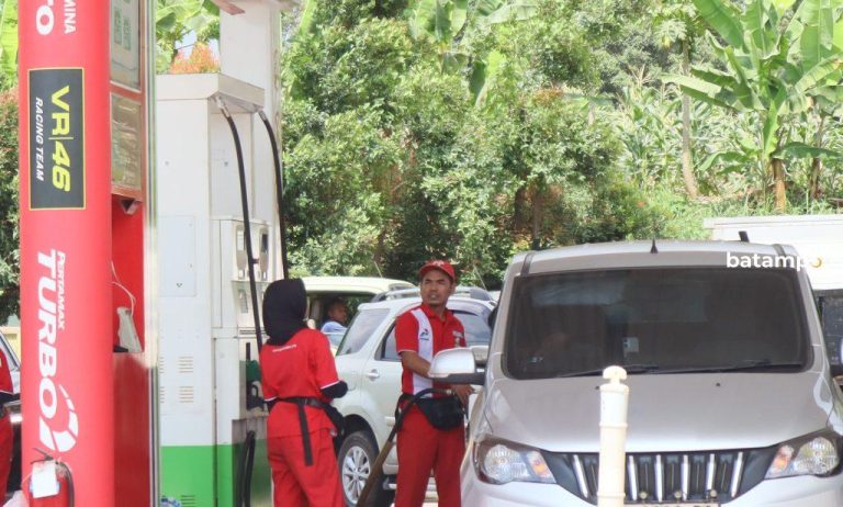 Kasus Pengoplosan BBM Pertamina, DPRD Batam dan Ombudsman Kepri Buka Suara