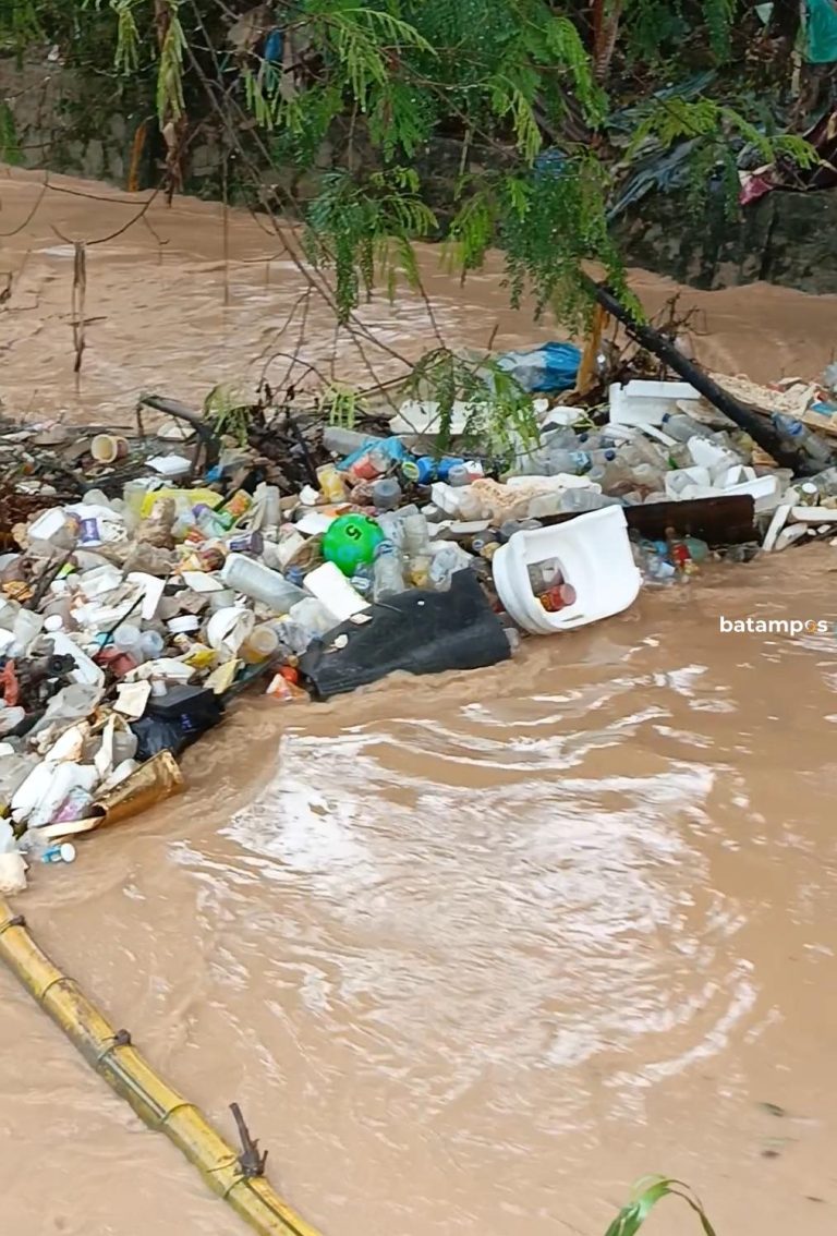 Sampah Masih Jadi Masalah Serius di Batam, Drainase Tersumbat dan Banjir Mengancam