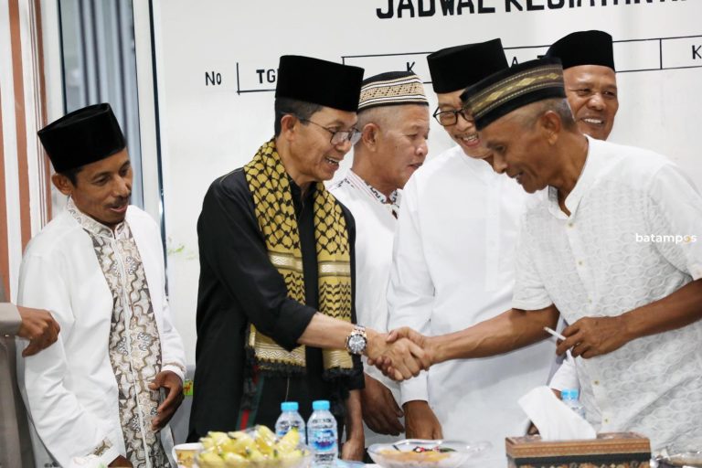Pemko Batam Gelar Peringatan Nuzululqur’an di Masjid Sultan, Hadirkan Penceramah Ucay dan Undang Masyarakat Hadir