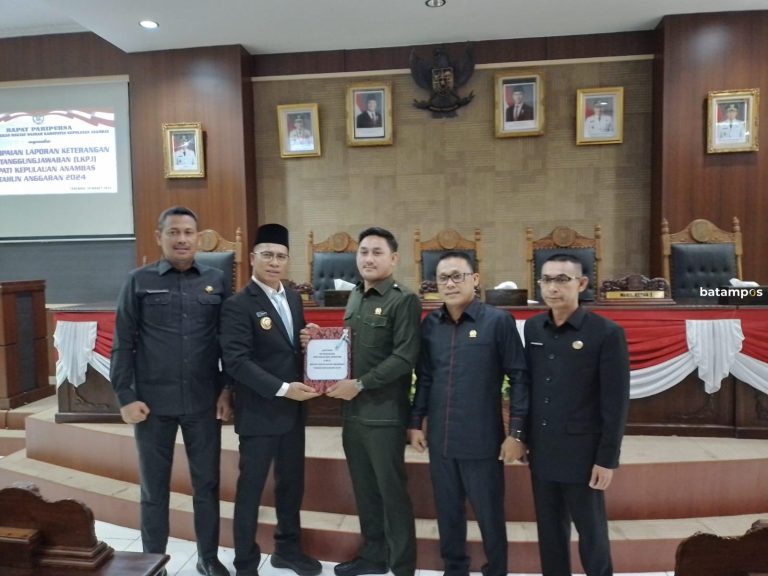 Sampaikan LKPJ Ke DPRD, Aneng Sebut Realisasi APBD Anambas Tahun 2024 Capai 81,79 Persen