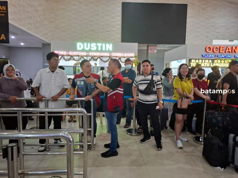 Hari Ini, Jumlah Calon Penumpang di Pelabuhan Domestik Sekupang Menlonjak 4 Kali  Lipat