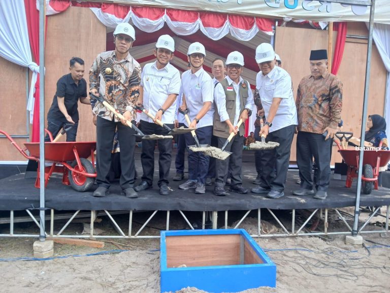 Pembangunan RSUD Tarempa Resmi Dimulai, Menkes Budi Dorong Pemda Siapkan Tenaga Medis yang Memadai