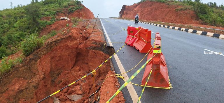 Warga Keluhkan Kondisi Jalan Lintas Timur, Bintan Tak Kunjung Diperbaiki