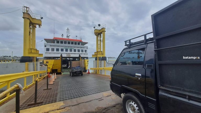 Waspada, Calo Tiket RoRo Beraksi di Pelabuhan ASDP Tanjunguban