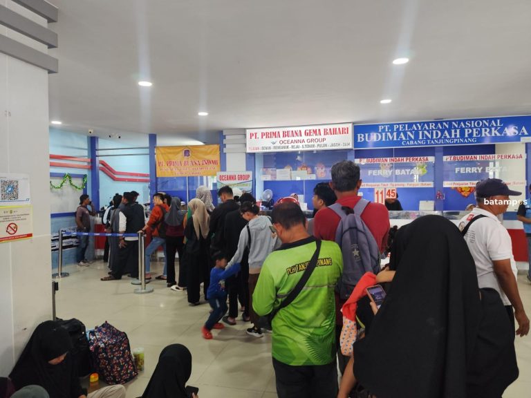 Penumpang Mudik Idul Fitri di Pelabuhan SBP Tertipu saat Beli Tiket di Sosial Media