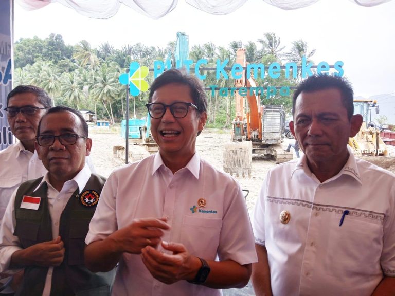 Menkes Budi Siap Sekolahkan Anak Anambas di Kedokteran dengan Biaya Pribadi