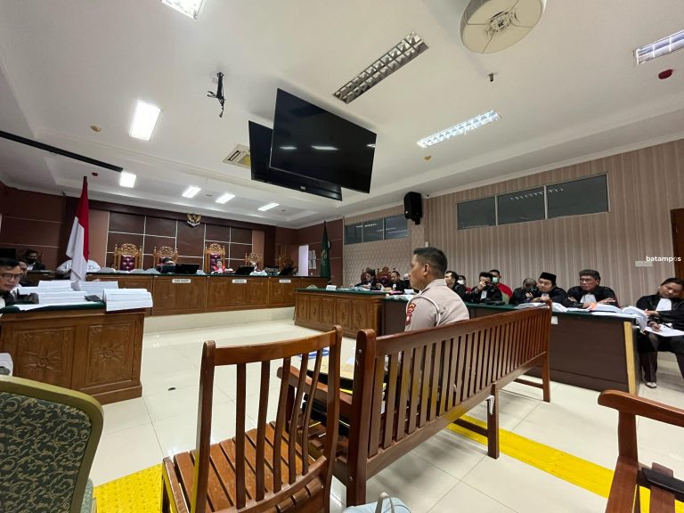 Sidang Lanjutan Polisi Gelapkan Barang Bukti Sabu, Saksi dari Propam Polda Kepri Dihujani Ratusan Pertanyaan