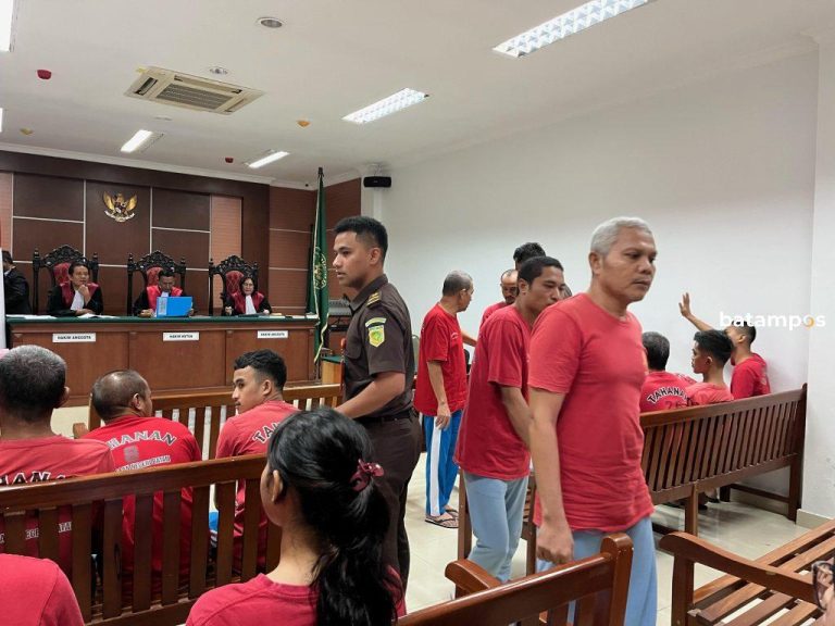 3 Terdakwa Kasus Penambangan Ilegal Mengaku Hanya Suruhan