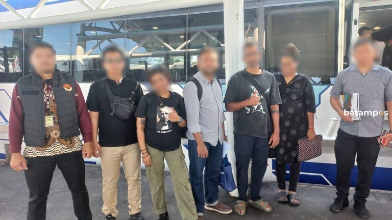 9 WNA Dideportasi Karena Salahgunakan Izin Tinggal untuk Produksi Film di Batam