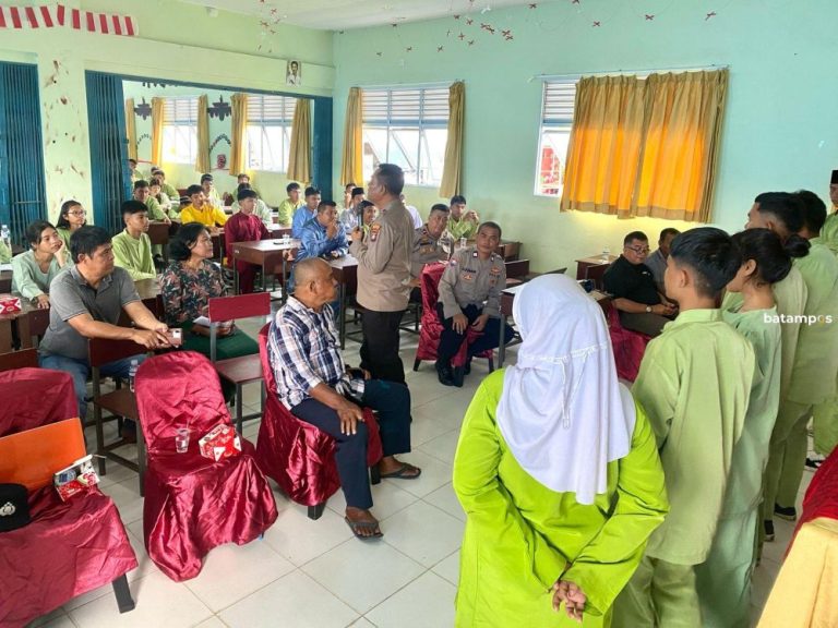 Tanggapi Masalah Kenakalan Remaja, Polsek Sekupang Datangi Sekolah