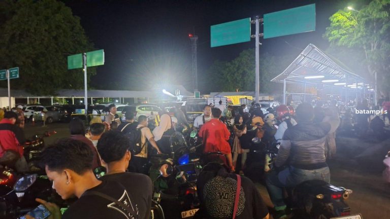 Hingga H+5, 43.665 orang Telah Menyeberang dari Uban ke Punggur