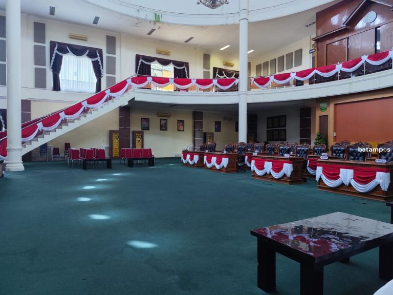 Biaya Perjalanan Dinas DPRD Capai Rp4,3 M, Tapi Gedung DPRD Memprihatinkan: Saat Hujan Bocor di Sana Sini
