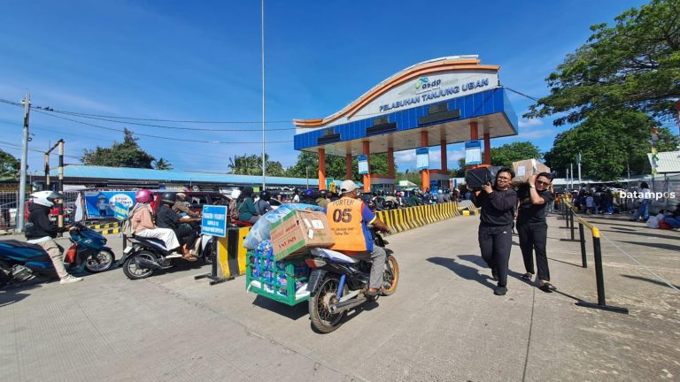 Arus Balik di Pelabuhan ASDP Tanjunguban, Masyarakat Nekat Datang ke Pelabuhan Tanpa Tiket