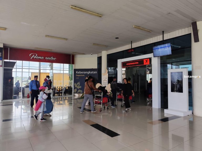 Ban Pesawat Rusak, Penerbangan Garuda Rute Tanjungpinang-Jakarta Delay