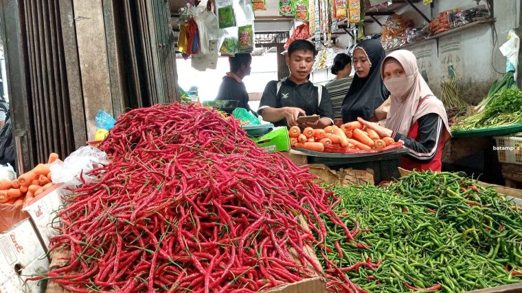 Cabai Merah Kian ‘Pedas’, Kini Tembus Rp105 Ribu per Kg