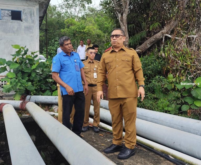 Wagub Nyanyang Sidak Pendistribusian Air di waduk Sungai Pulai