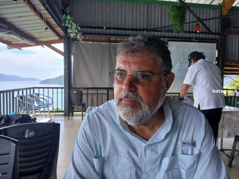 Dave Nemazie, Penggiat Ekosistem Laut asal Amerika Beri Penyuluhan Agar Ekosistem Laut Anambas Tetap Asri