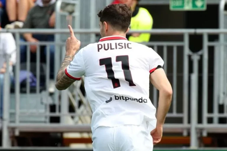 AC Milan Bawa Tiga Poin dari Markas Venezia