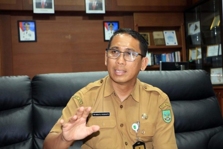 Dianggap Bebani Orang Tua, Disdik Batam Tegas Larang Sekolah Pungut Biaya Wisuda