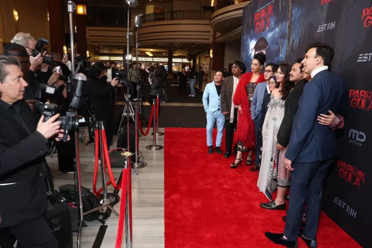 Film Horor Pabrik Gula Gemparkan Pasar Hollywood