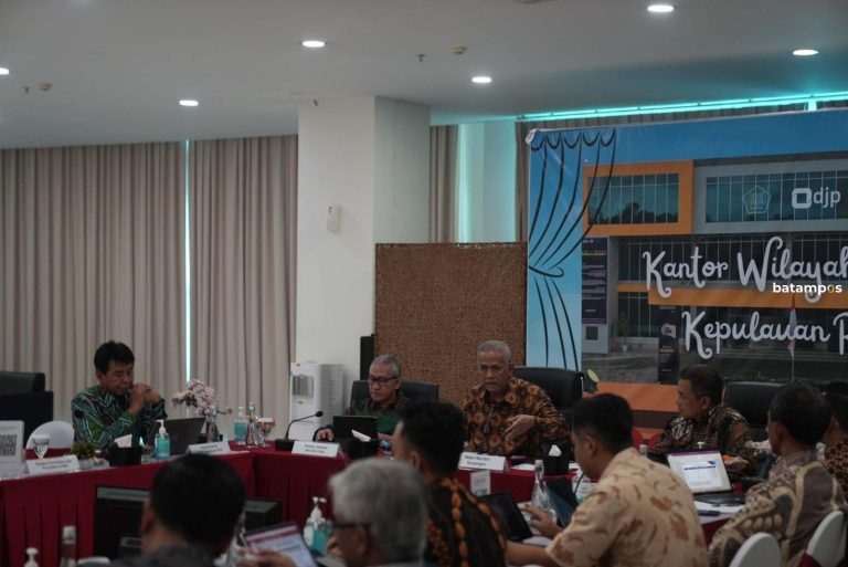 Kemenkeu Tinjau Sinergi Pajak dan Bea Cukai di Kepri